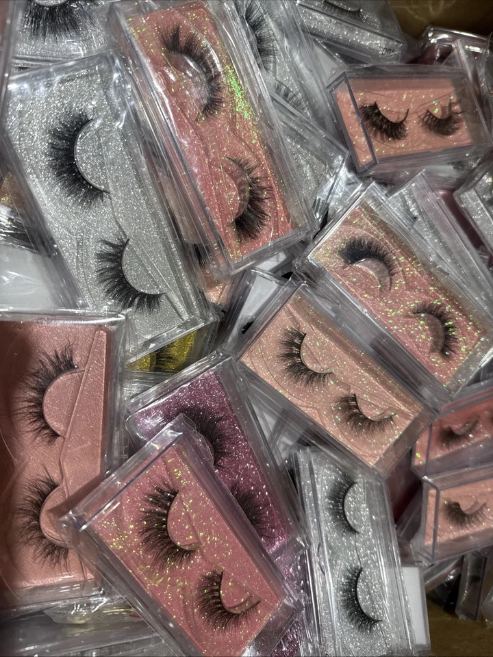 Wholesale 100 Pairs Of Mink Eyelashes New Messy 3D Mink Lashes Bulk False Lashes - Image 1 of 3