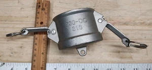 Tappo antipolvere DC 2" 200-DC 316SS tipo Cam & Groove nuovo e mai usato con guarnizione in gomma - Foto 1 di 4