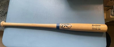 "ROBIN ROBERTS"  HALL OF FAME SIGNED BASEBALL BAT  Autograph - Image 1 of 3