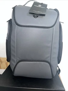 Traveler's Choice Breenon 19" Laptop Backpack with USB Port M34A gray color - Photo 1/3