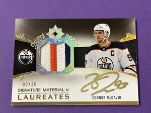 2021-22 UD ULTIMATE CONNOR MCDAVID FIRMA MATERIALI VINCITORI PATCH AUTO /25 - Foto 1 di 4