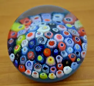 Fermacarte vintage in vetro Strathearn, terra blu acqua con tappeto millefiori - Foto 1 di 4