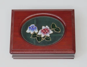 Small Redwood colored Wooden jewelry box with Glass - Picture 1 of 4