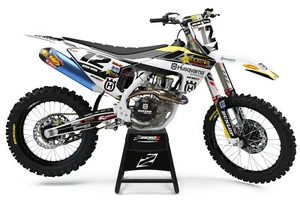 Kit de gráficos personalizado MX: HUSQVARNA Motocross Graphics TC85 2014-2021 RSTR GP NEGRO - Imagen 1 de 9