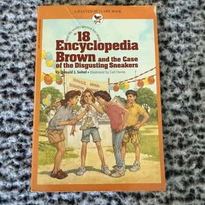 Encyclopedia Brown and the Case of the Disgusting Sneakers Book - Bild 1 von 10