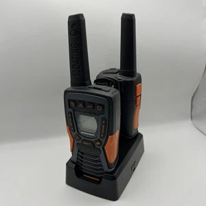 Walkie talkies flotantes Cobra ACXT1035R FLT 2 vías - impermeables (paquete de 2) - Imagen 1 de 3