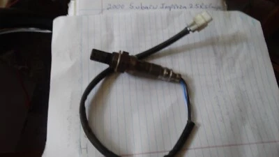 Subaru Impreza 2000 2,5 O2 sensor de oxígeno piezas de rayos Foto 1 de 4