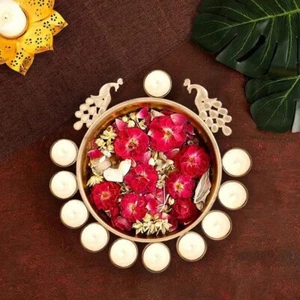 Metallo Urli Tradizionale 11 Diya Con Pavone & Fiore Decorativo Ciotola - Foto 1 di 5