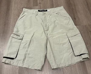 Vintage Y2K Levi’s Silvertab Cargo Shorts Men’s 34 Lightweight Polyester - Picture 1 of 7