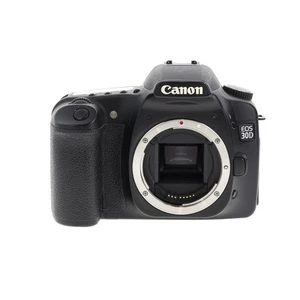 Canon EOS 30D DSLR Camera Body {8.2MP} Body Only (Parts/Repair) - Picture 1 of 6