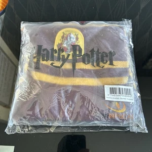 New With Tags Harry Potter Wizarding World Gryffindor Scarf Costume Dress Up - Picture 1 of 3