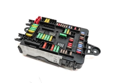 2016 BMW X5 (F15) 4.4L (N63) REAR FUSE RELAY MODULE BOX PANEL - Image 1 of 4