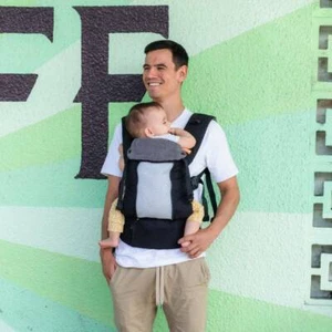 Beco 8 Baby Carrier - Picture 1 of 8