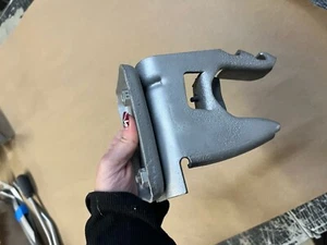 1983-1988 Ford Bronco 2 Exterior SPARE TIRE CARRIER Receiver 83-88 OEM Bronco II - Picture 1 of 4