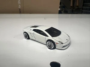 🇮🇹Hot Wheels Fast & Furious 6 Blanco Lamborghini Gallardo LP 560-4 HW02🇮🇹 - Imagen 1 de 8
