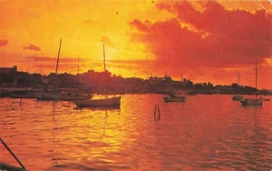Postal Amanecer en la Isla de las Mujeres Isla Mujeres México - Imagen 1 de 2