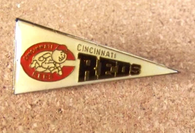 Cincinnati Reds pennant lapel pin MLB - Image 1 of 4