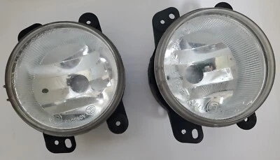Галогенные противотуманные фары 2007-2018 Jeep Wrangler для правого пассажира и левого водителя A045048 - Изображение 1 из 4