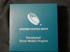 Martin Van Buren Presidential Silver Medal US Mint 1 OZ .999 FINE OGP/COA - Picture 1 of 4