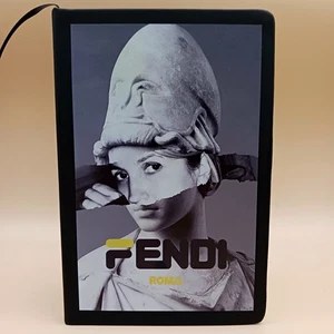 Fendi x FILA Collab - Lowkey Gem A5 Journal mit Hey Reilly Art - Bild 1 von 5