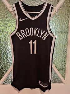 Nike Brooklyn Nets Vaporknit Authentic Kyrie Irving CW3436-013 Jersey Size 40 - Picture 1 of 7