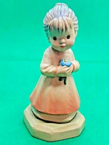 Anri, CLUB FIGURE 4" Girl w/ Blue Flower - Picture 1 of 7