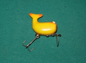 Antique Vintage Heddon Dowagiac Michigan Hi Tail Fishing Lure in Yellow - Picture 1 of 4
