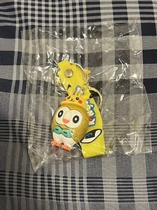 Pokemon Mash-Up Rowlet × Pikachu 3D Keychain with Carrying Strap - Never Opened - Picture 1 of 1