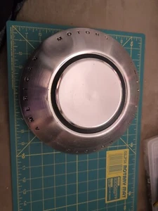 (1) Dent 1969 TO  1974 AMERICAN MOTORS DOG DISH HUBCAPS JAVELIN GREMLIN HORNET - Picture 1 of 3