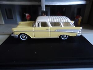 Oxford  1957  CHEVROLET  NOMAD  Cream and White  1/87   HO diecast car GM 