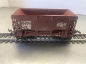 HO scale Walthers Bessemer & Lake Erie RR ore hopper car train - Picture 1 of 8