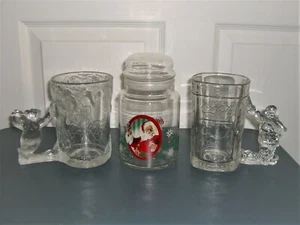 Zwei mattierte Cola schwere geformte Glas Becher Stein Weihnachten & Vintage Behälter - Bild 1 von 2