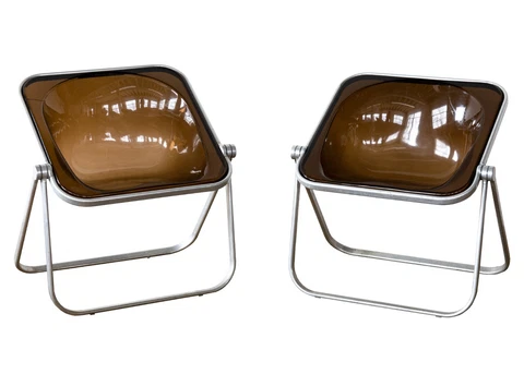 Post Modern Pair of Plona Folding Lucite Chairs by Piretti for Castelli Italy Cover