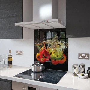 Glass Splashbacks Peppers In Water Glass and Accessories - Made By Premier Range - Picture 1 of 6