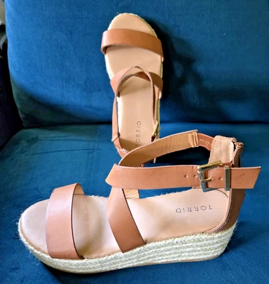 Torrid Strappy Criss Cross Wedge Espadrille Sandals Women's 8W Tan Brown - Image 1 of 4
