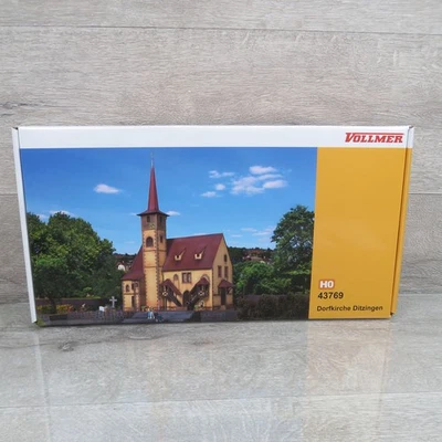 VOLLMER 43769 - H0 - Dorfkirche Ditzingen unbenutzt - OVP - #AS14346 - Image 1 of 4