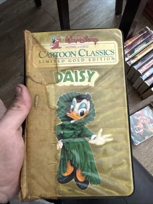 Walt Disney Daisy Cartoon Classic Beta Tape Movie Limited Gold Edition Vintage Foto 1 de 3