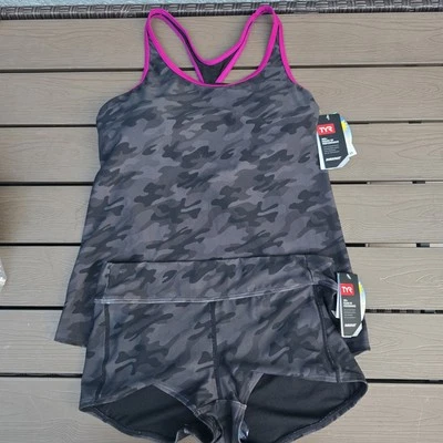 Camiseta sin mangas TYR Durafast para mujer Blackout Camk Taylor con pantalones cortos a juego para niño talla M nueva Foto 1 de 4