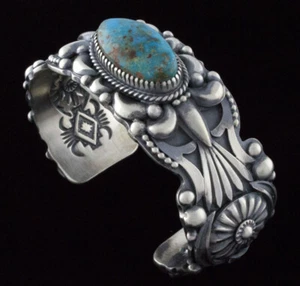Natural Bisbee Turquoise Bracelet By Navajo Artist Delbert Gordon - Picture 1 of 5