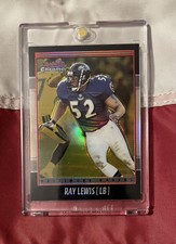 2001 Bowman Chrome #43 Ray Lewis Gold Refractor 28/99