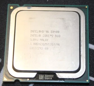 Procesador Intel Core 2 Duo E8400 3,00 GHz con zócalo de doble núcleo LGA775 SLB9J - Imagen 1 de 2