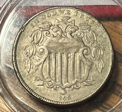 Escudo níquel 1866 AU con líneas de torno tanto en anverso como en reverso Foto 1 de 2