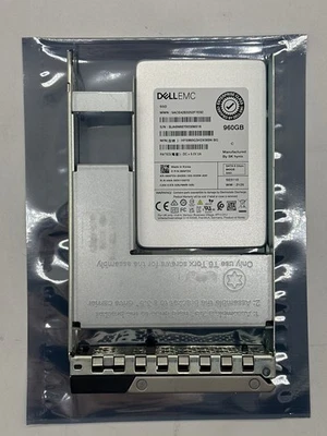 Dell EMC HFS960G3H2X069N Solid State Drive  - Image 1 of 4
