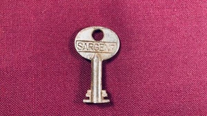 Vintage / Antique Padlock Key Double Bit Hollow Barrel Lock Key - Picture 1 of 3