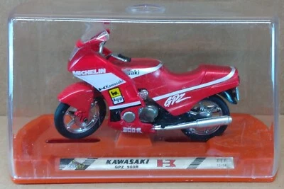 1:18 Scale Kawasaki GPZ 900R Motorcycle with Display Case by Guiloy in Spain - Image 1 of 4