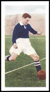 Chix - 'Famous Footballers S2' (1957) - #43 - Ken Armstrong (Chelsea) - Picture 1 of 2