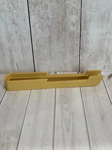 Vintage Tupperware Toaster Tongs - Gold   (inv1) - Picture 1 of 4