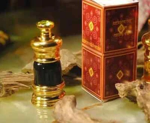 Prince Bandar 3ml - Exclusive Oudh Moattaq Musk Artisan Parfum by Sharif Laroche - Bild 1 von 1
