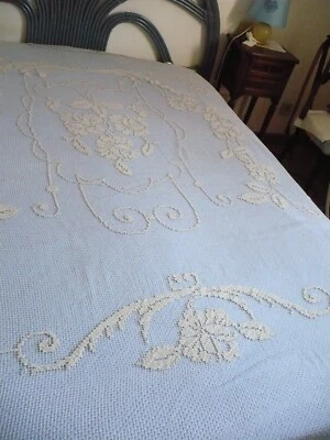 dessus de lit ancienen filet rebrodé - Photo 1/4