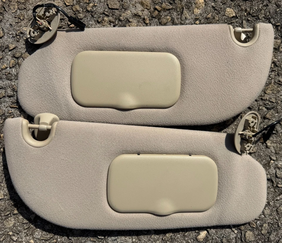 MERCURY MOUNTAINEER FORD EXPLORER 2006-2010 Beige Cloth LIGHTED Sun Visors OEM - Image 1 of 3